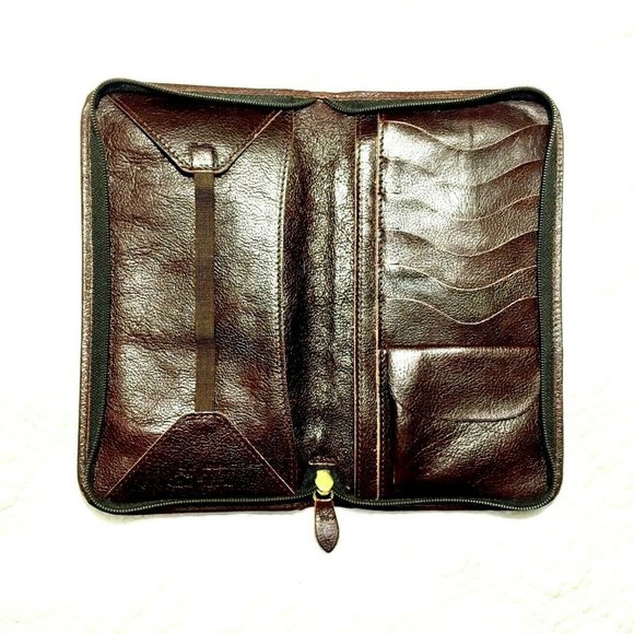 iL BISONTE zip round Travel Case Long Wallet - Picture 5 of 7